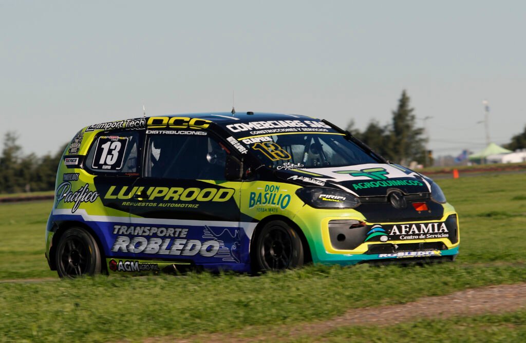 La Clase 2 del Turismo Pista entrenó en San Nicolas