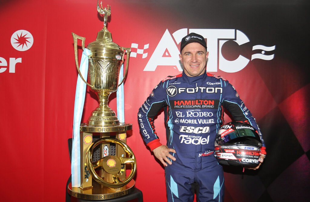 Canapino ganó en el TC Pick Up. Werner, el dueño de la etapa regular 4 Mariano Werner se quedó con la etapa regular del TC Pista Pick Up