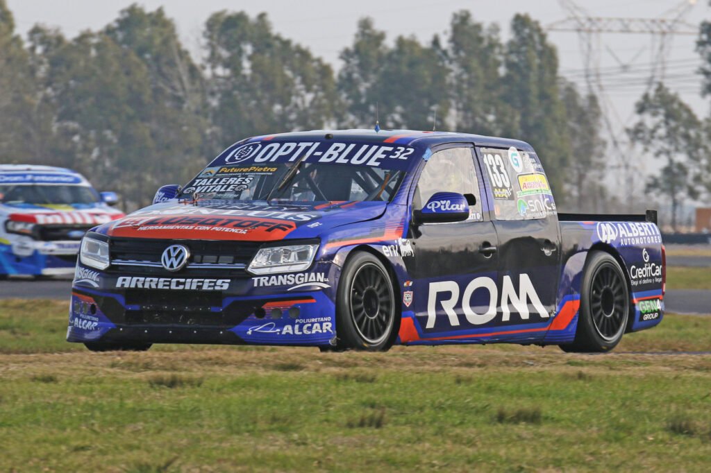 Damián Gallo tras su primer triunfo en el TC: “Todavía no caigo, fue todo muy rápido” 4 Juan Pablo ALberti, representante del equipo de Damián Gallo en las TC Pista Pick Up