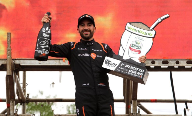 Clase 3 del TN APAT: Santero se hizo fuerte en Oberá y volvió al triunfo 1 Santero celebra la victoria de la Final en la Clase 3 del TN APAT