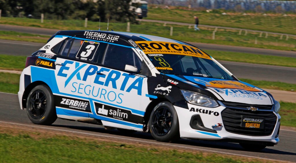 Los hermanos Canapino dominaron el sábado de la Clase 3 del Turismo Pista en San Nicolás