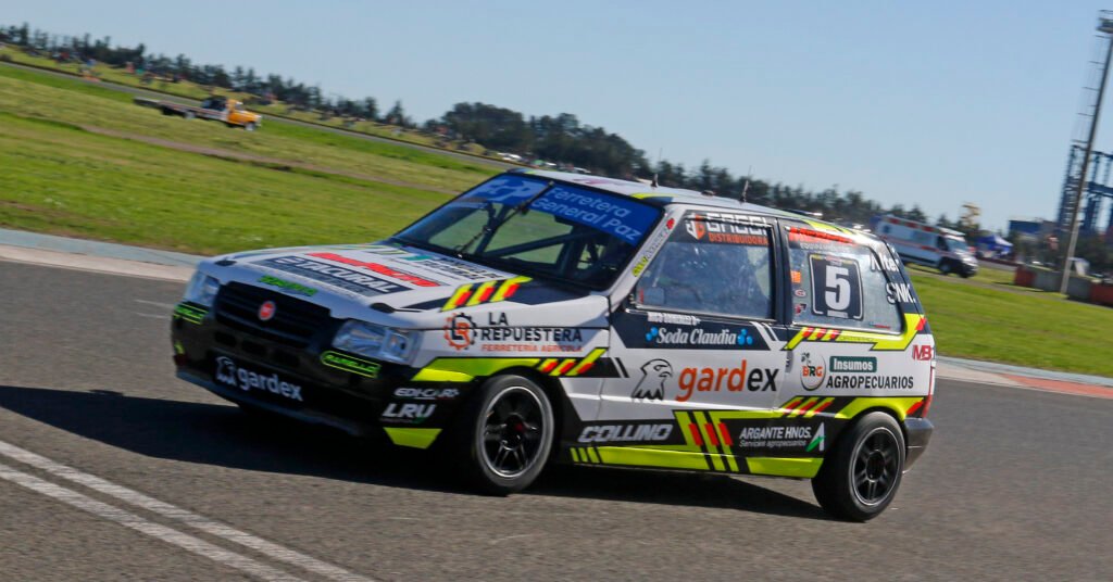 Lucas Bayala se quedó con el Súper 10 de la Clase 1 del Turismo Pista en San Nicolás 3 Rodríguez fue protagonista del sábado de la Clase 1 del Turismo Pista