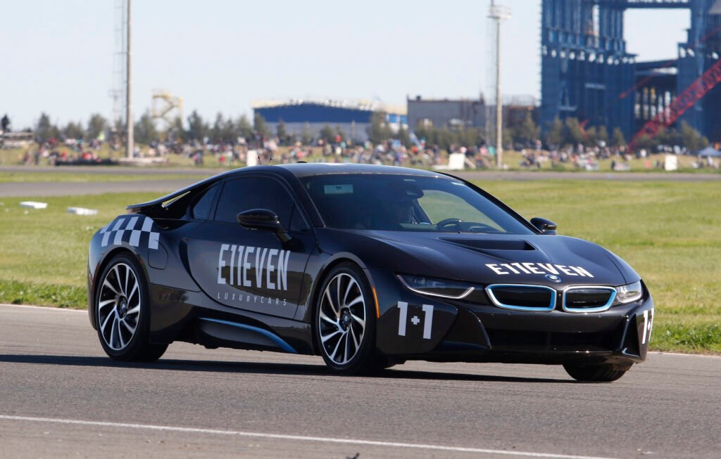 Elegancia, glamour y adrenalina: El show exclusivo que rodeó a la Carrera de los 300 Pilotos en San Nicolás 5 MGL7538