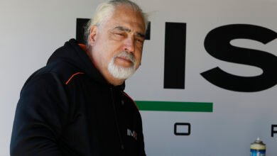 Rody Agut: “Hoy no cambiaría el motor del Turismo Carretera, a futuro sí” 8 Rody Agut en los boxes del TC