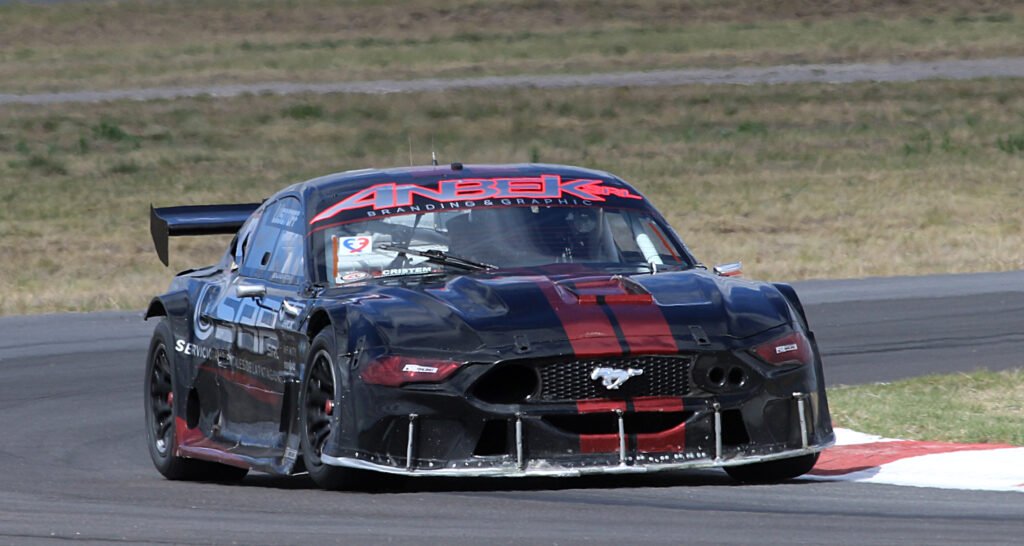 TC Pista en San Luis: triunfo de Anton 3 Anton se impuso en la final del TC Pista en San Luis