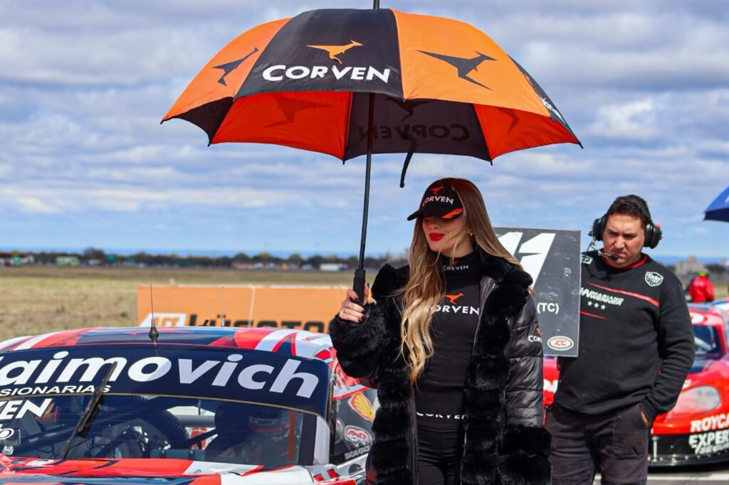 El piloto del Grupo Corven, Mariano Werner, ganó en San Luis y comenzó la Copa de Oro del TC como líder 3 El piloto del Grupo Corven, Mariano Werner, ganó en San Luis