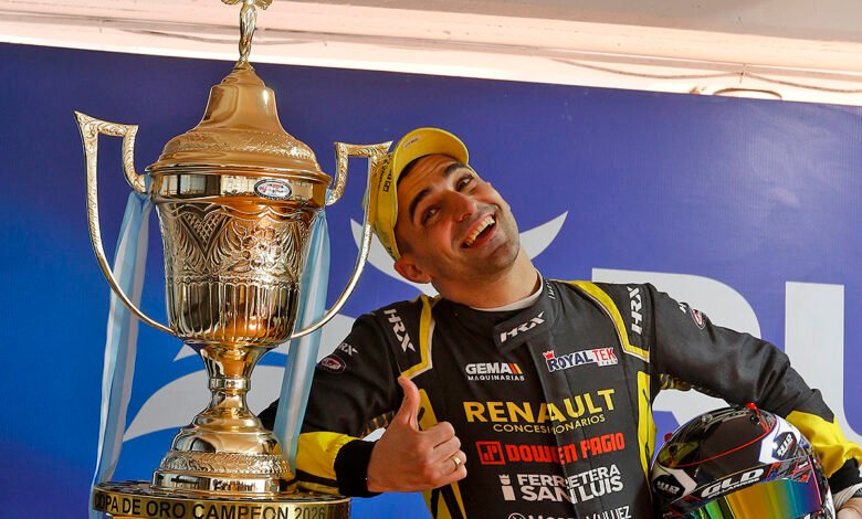 Facundo Chapur se ilusiona con el título 1 Facundo Chapur con la Copa de Oro