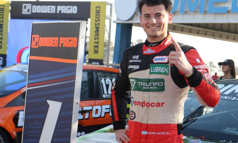 Vicino se quedó con la pole de la Clase 3 del TN APAT en Río Cuarto 1 Lucas Vicino celebra el primer lugar en la Clase 3 del TN APAT en Rïo Cuarto