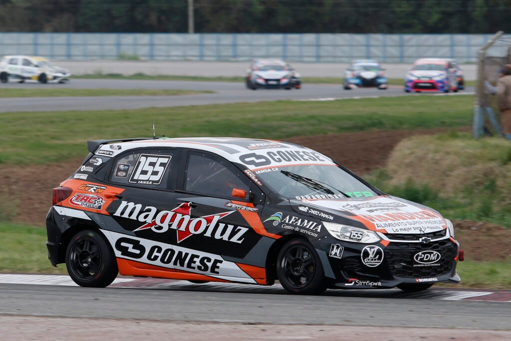 Gastón Iansa y Valentino Quattrocchi los ganadores de las series de la Clase 2 del TN APAT 2 Gastón Iansa fue el ganador de la primera serie de la Clase 2 del TN APAT