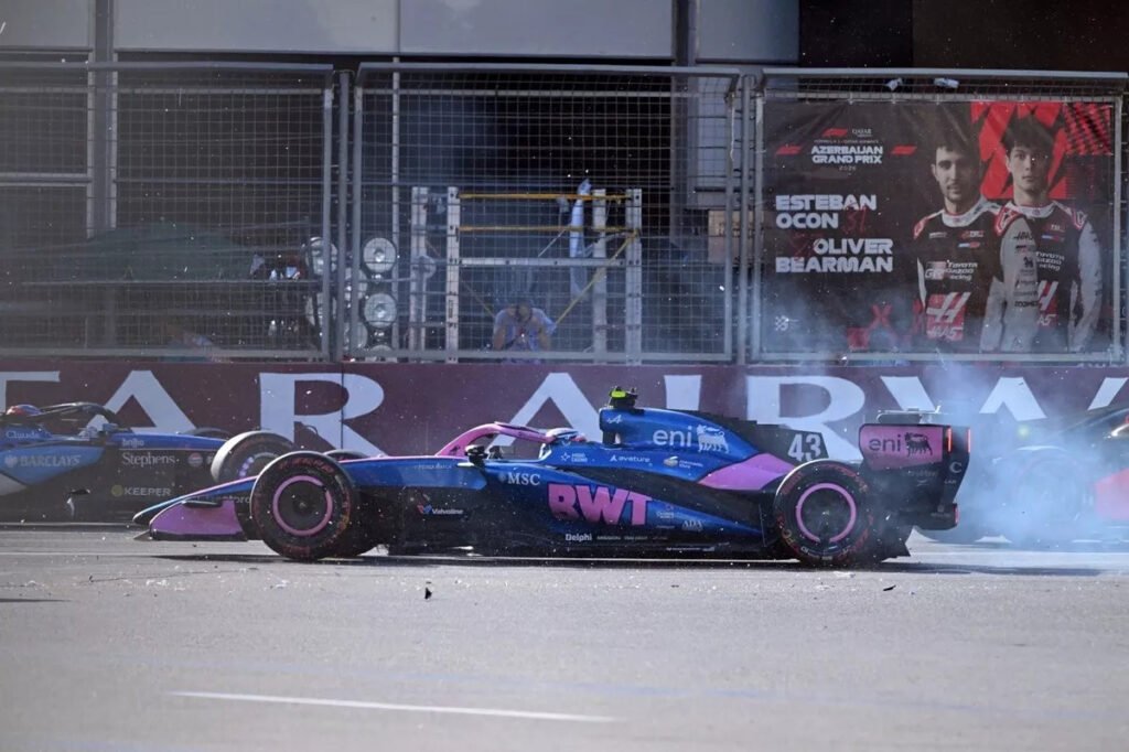GP de Azerbaiyán: Victoria de Russell. Primer abandono del año para Colapinto 3 El error de Colapinto en el GP de Azerbaiyán que le costó la carrera a él, a Norris y a Gasly