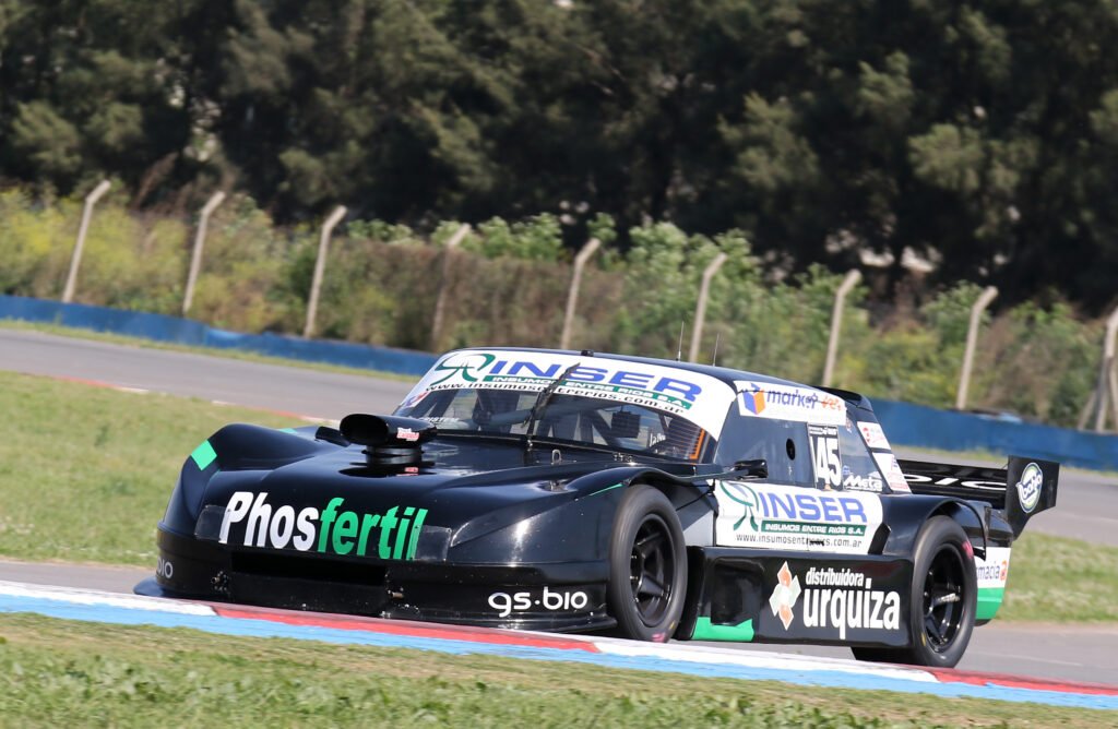 La Pole quedó para Iñaki Arrias en el TC Pista Mouras 2 Arrias fue el poleman del TC Pista Mouras