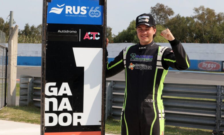 La Pole quedó para Iñaki Arrias en el TC Pista Mouras 1 Arrias celebra la pole en el TC Pista Mouras