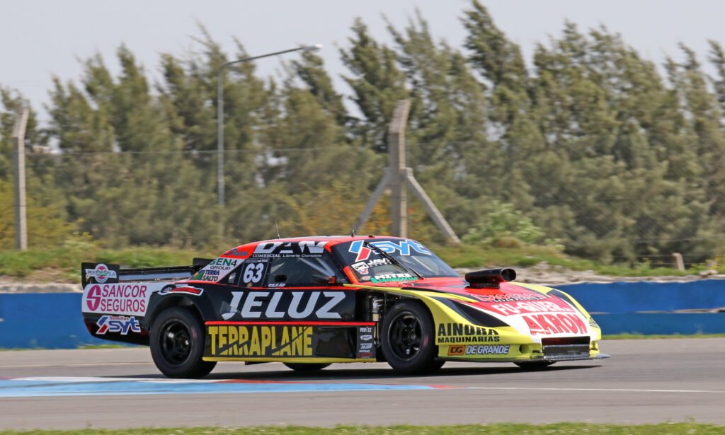 La Pole quedó para Iñaki Arrias en el TC Pista Mouras 3 Lovich fue segundo en la clasificación del TC Pista Mouras