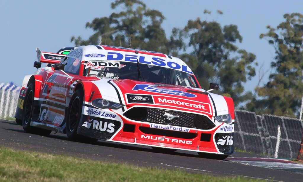 Pilotos y equipos de TC agotaron sus ensayos de cara a la Copa de Oro 2 Gianini fue uno de los pilotos y equipos de TC que probaron en La Plata