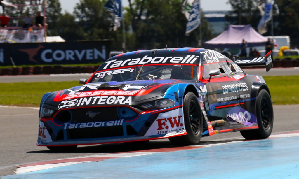 Pozner marcha en la final del TC Pista en San Nicolás