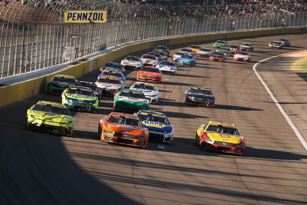 El pelotón de la NASCAR Cup en Las Vegas