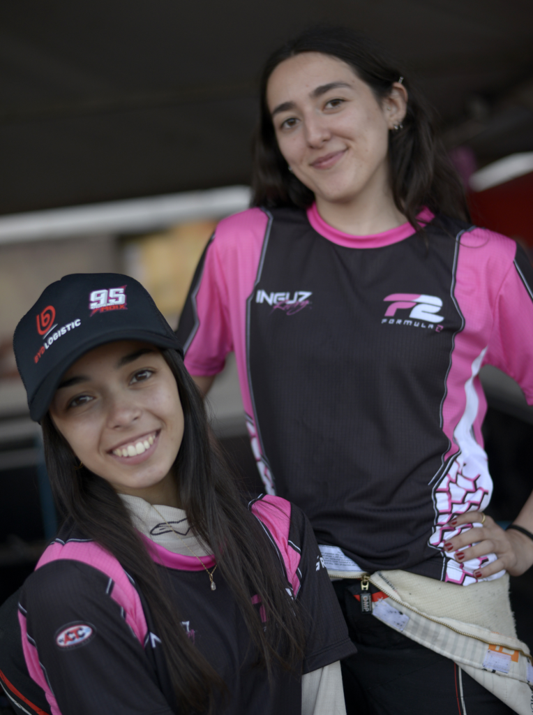 Morena Moix y Delfina Villaberde: el aprendizaje como objetivo 2 Morena Moix y Delfina Villeberde, las dos mujeres que buscan hacer experiencia en la Fórmula 2 Argentina