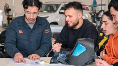 UNLAM: El grito de la sangre nueva 7 Los alumnos trabajando en el proyecto