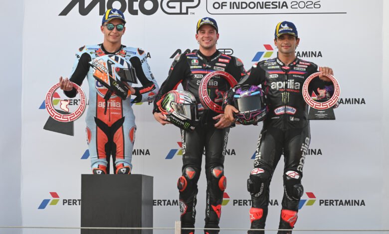MotoGP: Bezzecchi ganó en Indonesia en un histórico 1-2-3-4 de Aprilia 1 El podio del MotoGP en Indonesia