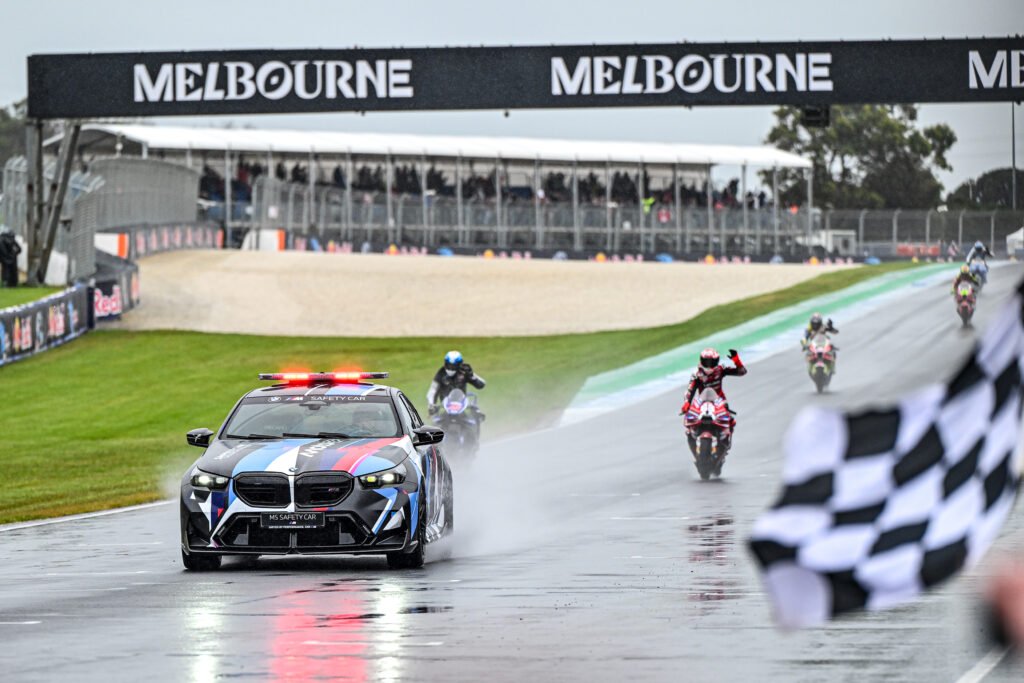 La despedida de Phillip Island para el MotoGP: un giro en homenaje al público