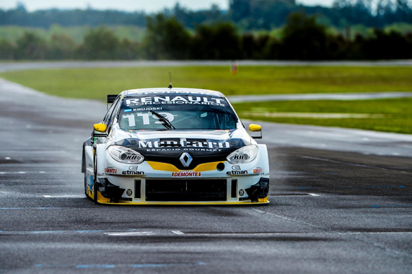 Humberto Krujoski dominó el primer ensayo de la 10ª fecha del Turismo Carretera 2000 1 Krujoski fue el más rápido del viernes de la 10ª fecha del Turismo Carretera 2000