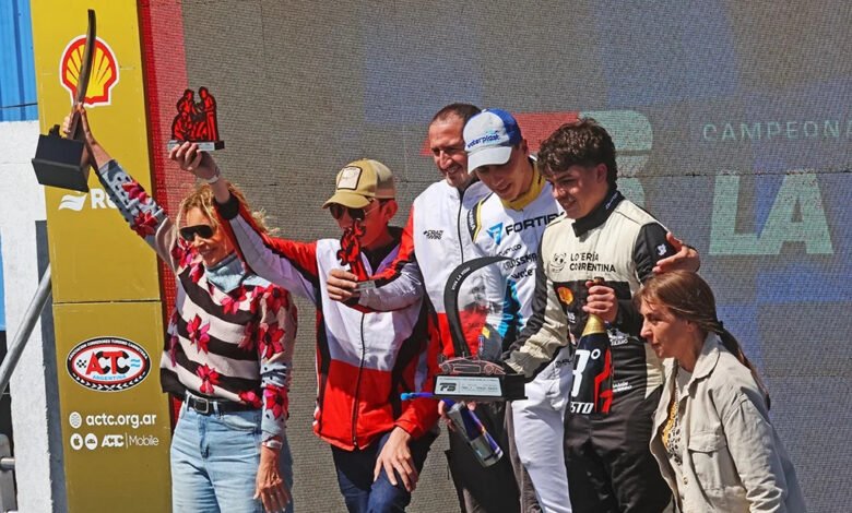 El Bacha dominó las finales de la Fórmula 3 Metropolitana en La Plata 1 El podio de la Fórmula 3 Metropolitana en La Plata
