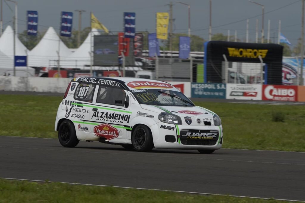 Clase 2 del Turismo Pista: Cambio de líder y todo por definir 3 Cravero marcha segundo en el torneo de la Clase 2 del Turismo Pista