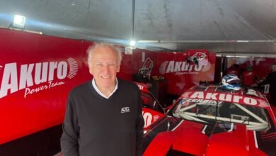 El Vasco Oyhanart en los boxes de Rosario